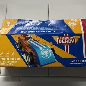 Pinewood Derby Official Race Car Kit